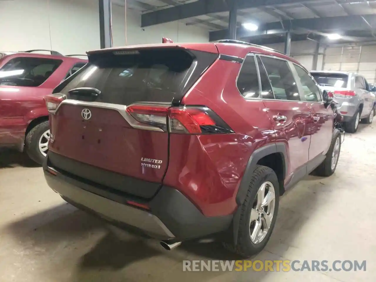 4 Photograph of a damaged car JTMDWRFV4KD007696 TOYOTA RAV4 2019