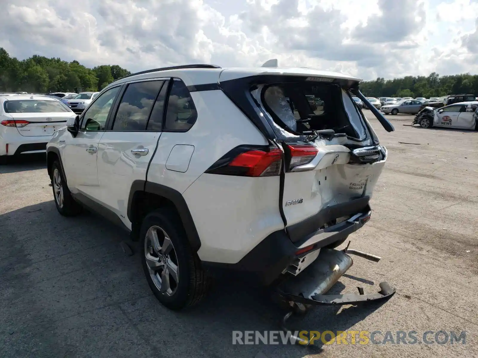 3 Photograph of a damaged car JTMDWRFV4KD012798 TOYOTA RAV4 2019