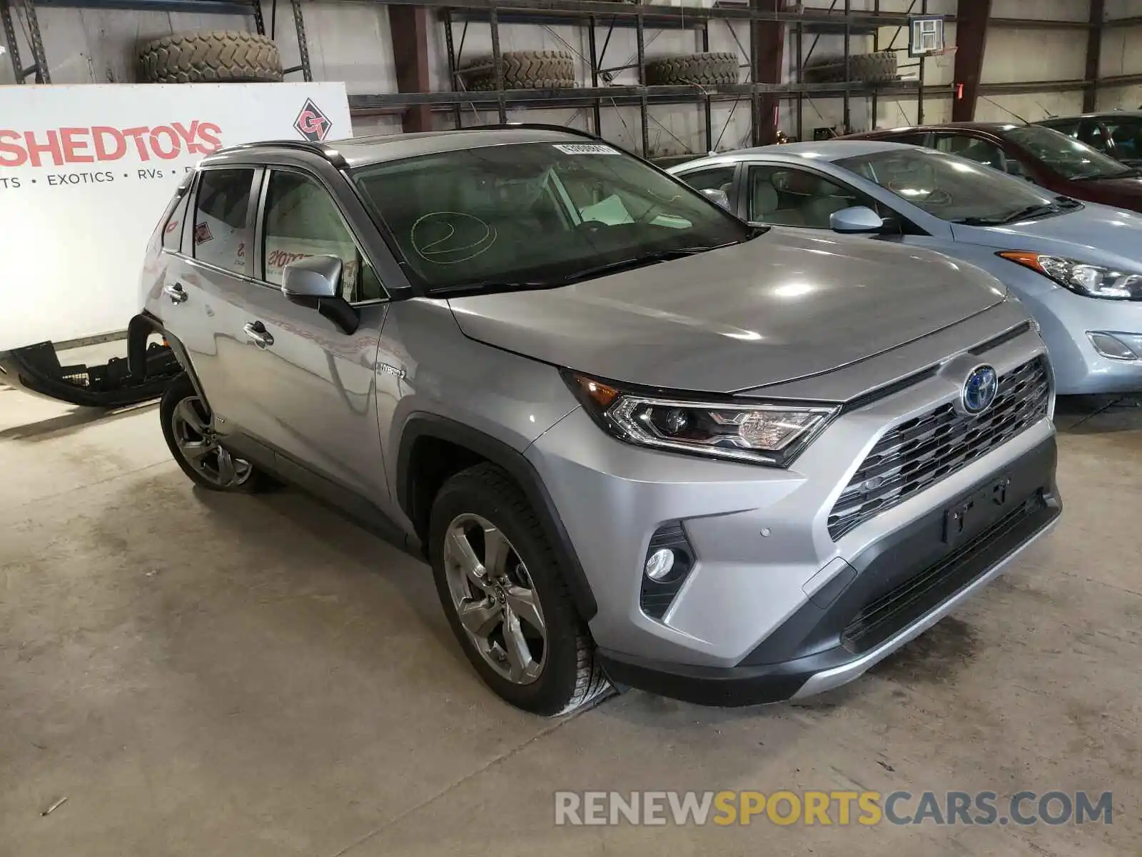 1 Photograph of a damaged car JTMDWRFV4KD033585 TOYOTA RAV4 2019