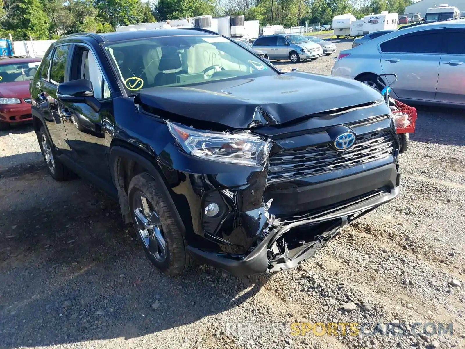 1 Photograph of a damaged car JTMDWRFV4KD501377 TOYOTA RAV4 2019