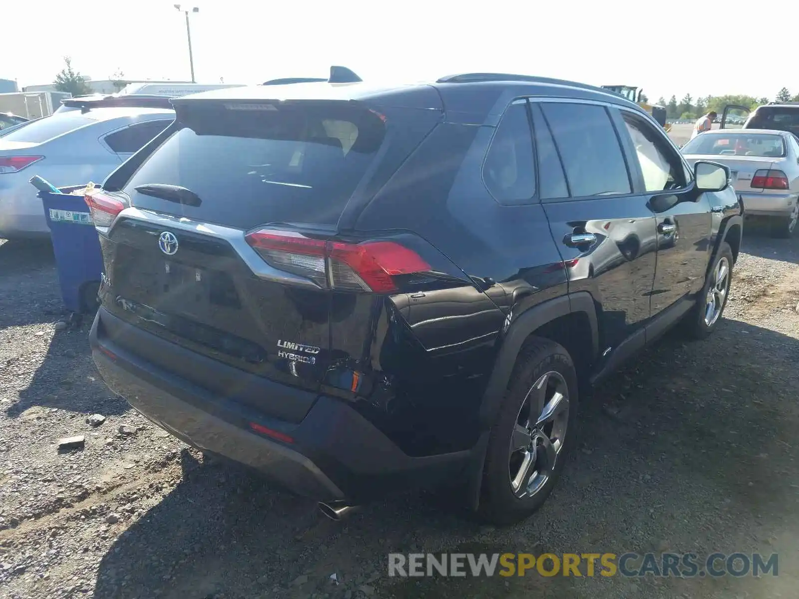 4 Фотография поврежденного автомобиля JTMDWRFV4KD501377 TOYOTA RAV4 2019