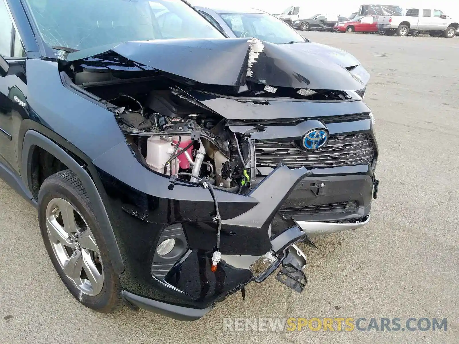 9 Photograph of a damaged car JTMDWRFV4KD502285 TOYOTA RAV4 2019