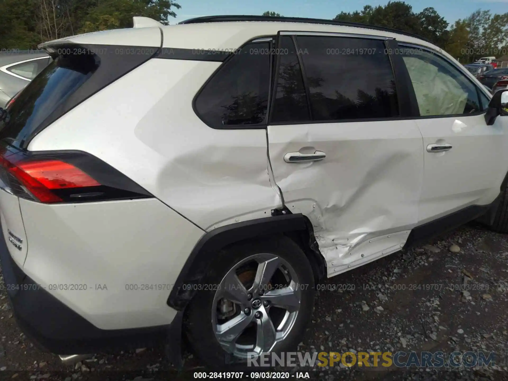 6 Photograph of a damaged car JTMDWRFV4KD512184 TOYOTA RAV4 2019