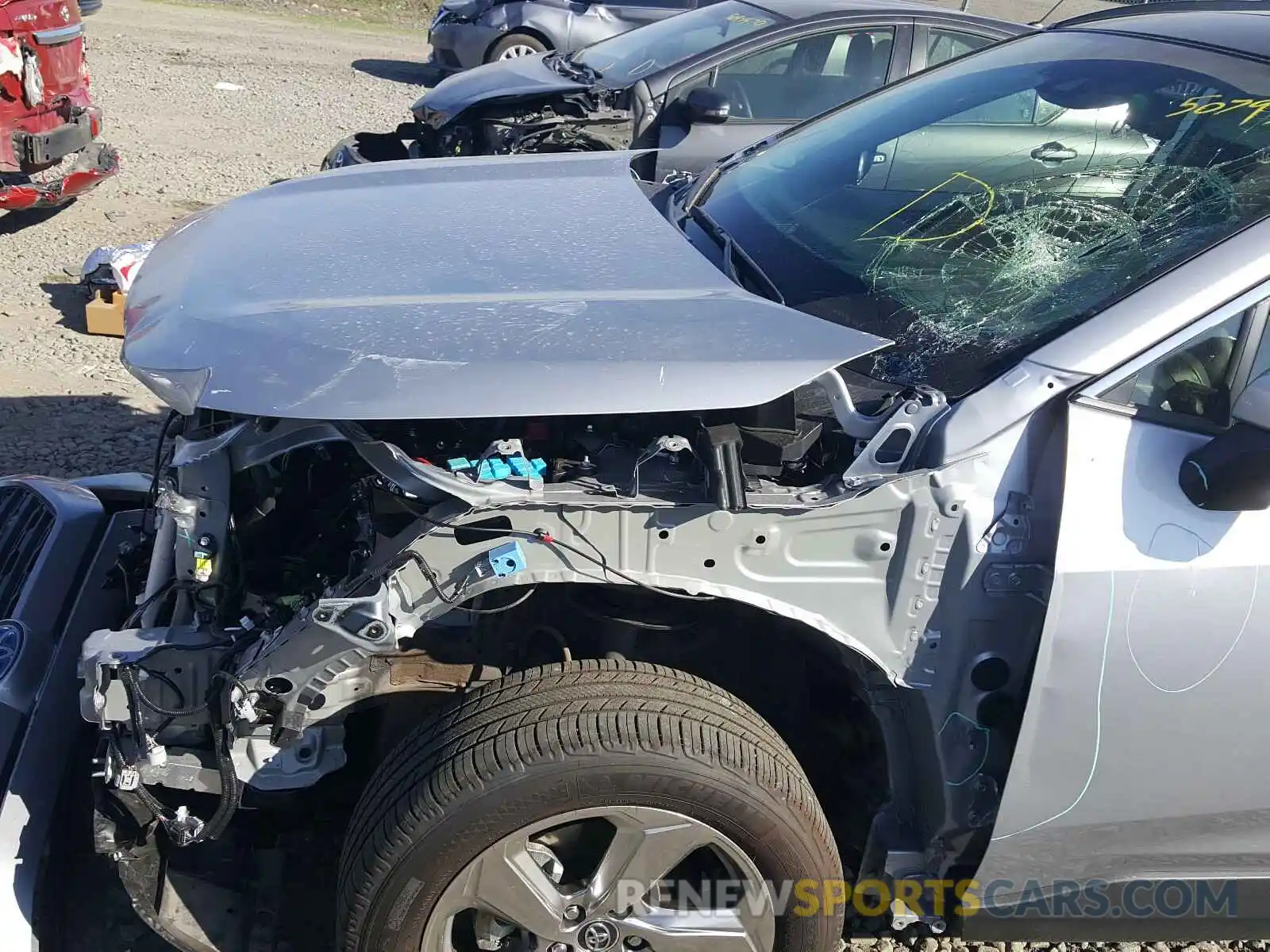9 Photograph of a damaged car JTMDWRFV4KD512654 TOYOTA RAV4 2019