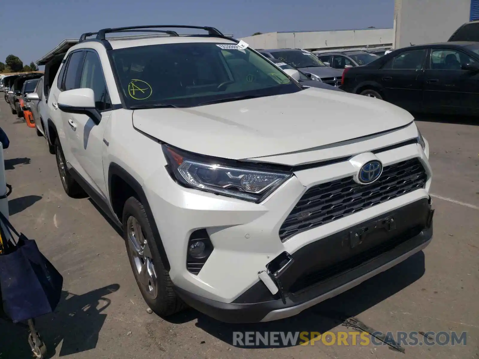 1 Photograph of a damaged car JTMDWRFV4KD514016 TOYOTA RAV4 2019