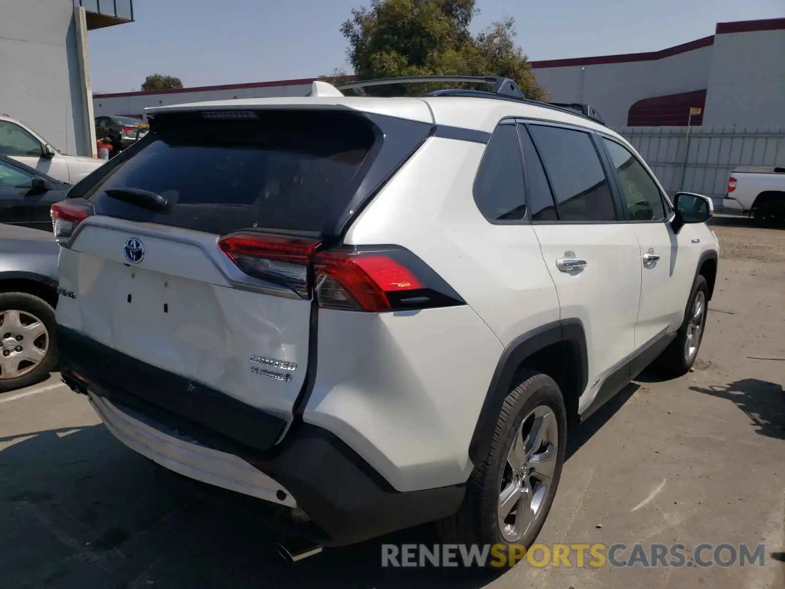 4 Фотография поврежденного автомобиля JTMDWRFV4KD514016 TOYOTA RAV4 2019