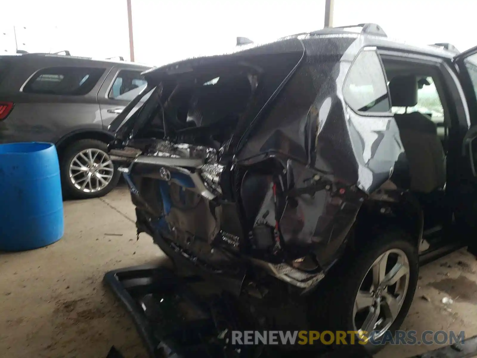 9 Photograph of a damaged car JTMDWRFV5KD502859 TOYOTA RAV4 2019