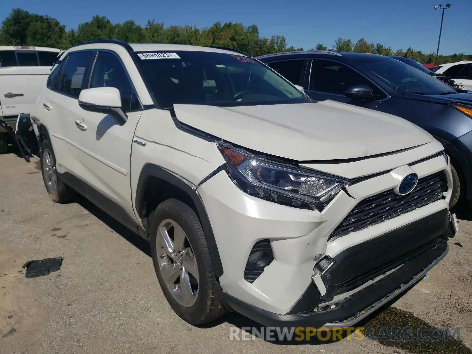 1 Photograph of a damaged car JTMDWRFV6KD030817 TOYOTA RAV4 2019