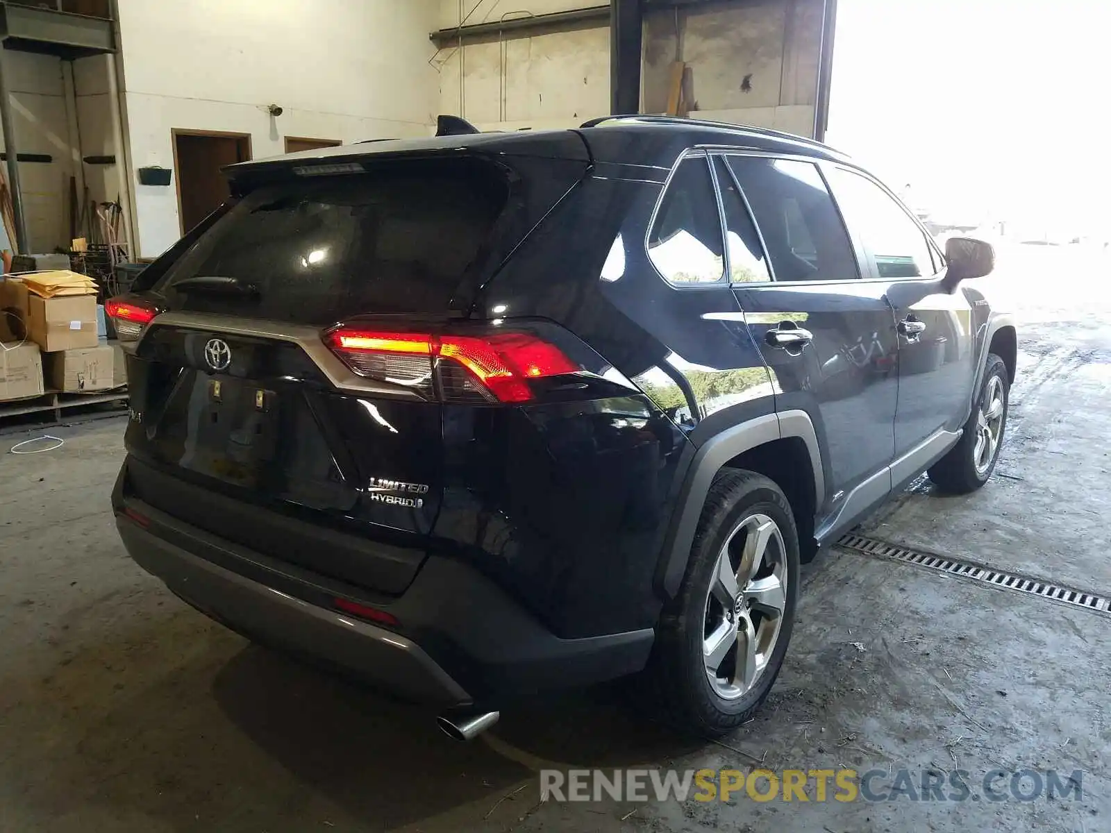 4 Photograph of a damaged car JTMDWRFV6KD513823 TOYOTA RAV4 2019