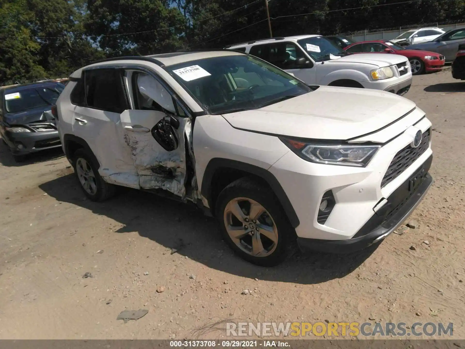 1 Фотография поврежденного автомобиля JTMDWRFV7KD004808 TOYOTA RAV4 2019