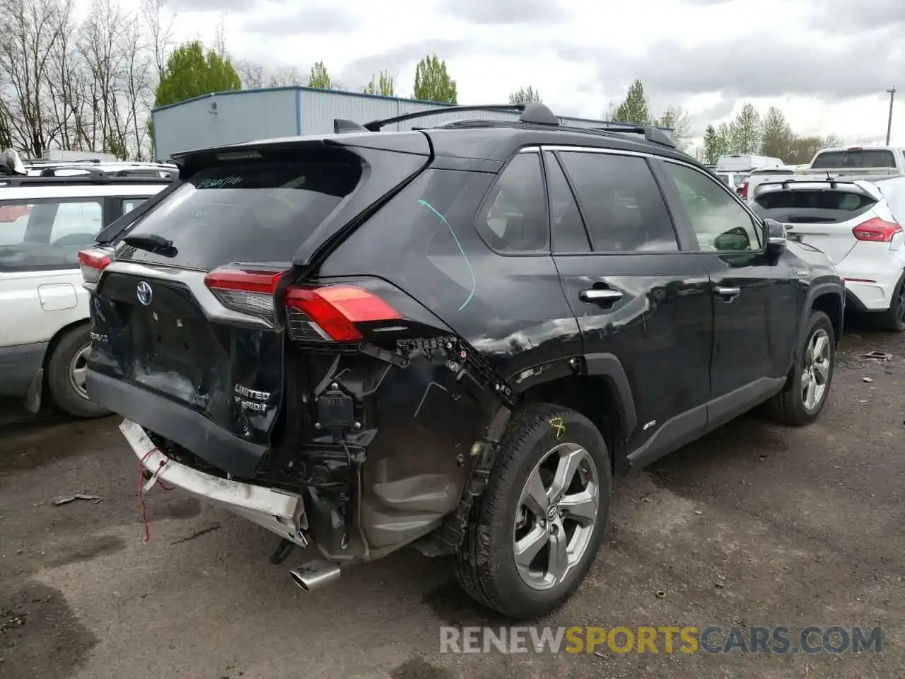 4 Photograph of a damaged car JTMDWRFV7KD006395 TOYOTA RAV4 2019