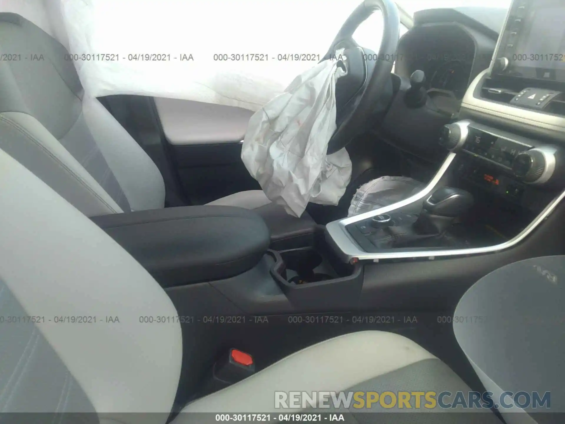 5 Photograph of a damaged car JTMDWRFV7KD504371 TOYOTA RAV4 2019