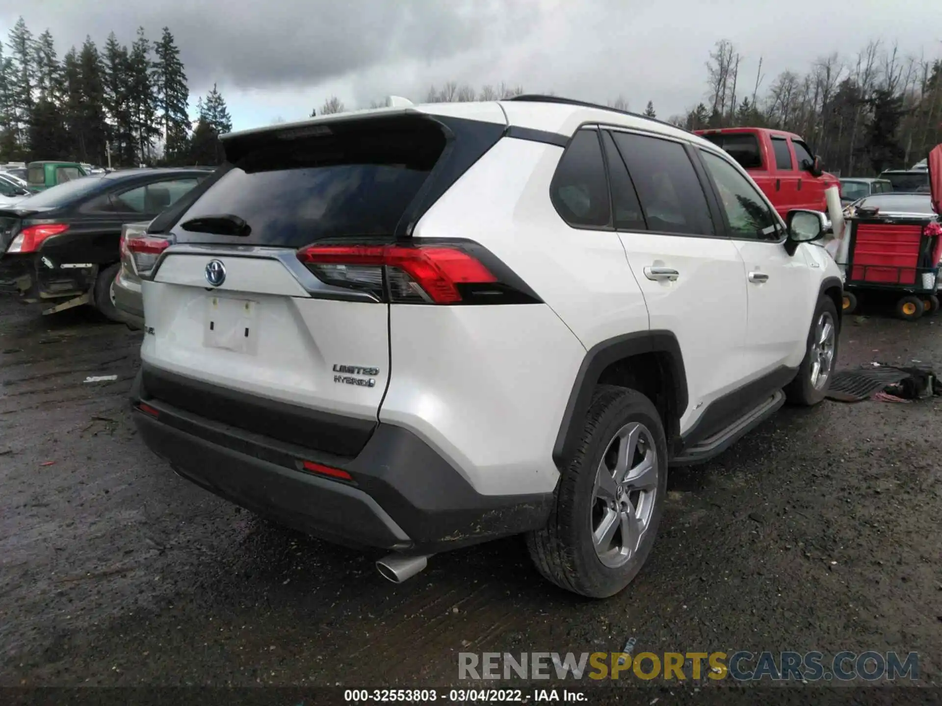 4 Photograph of a damaged car JTMDWRFV7KD507884 TOYOTA RAV4 2019