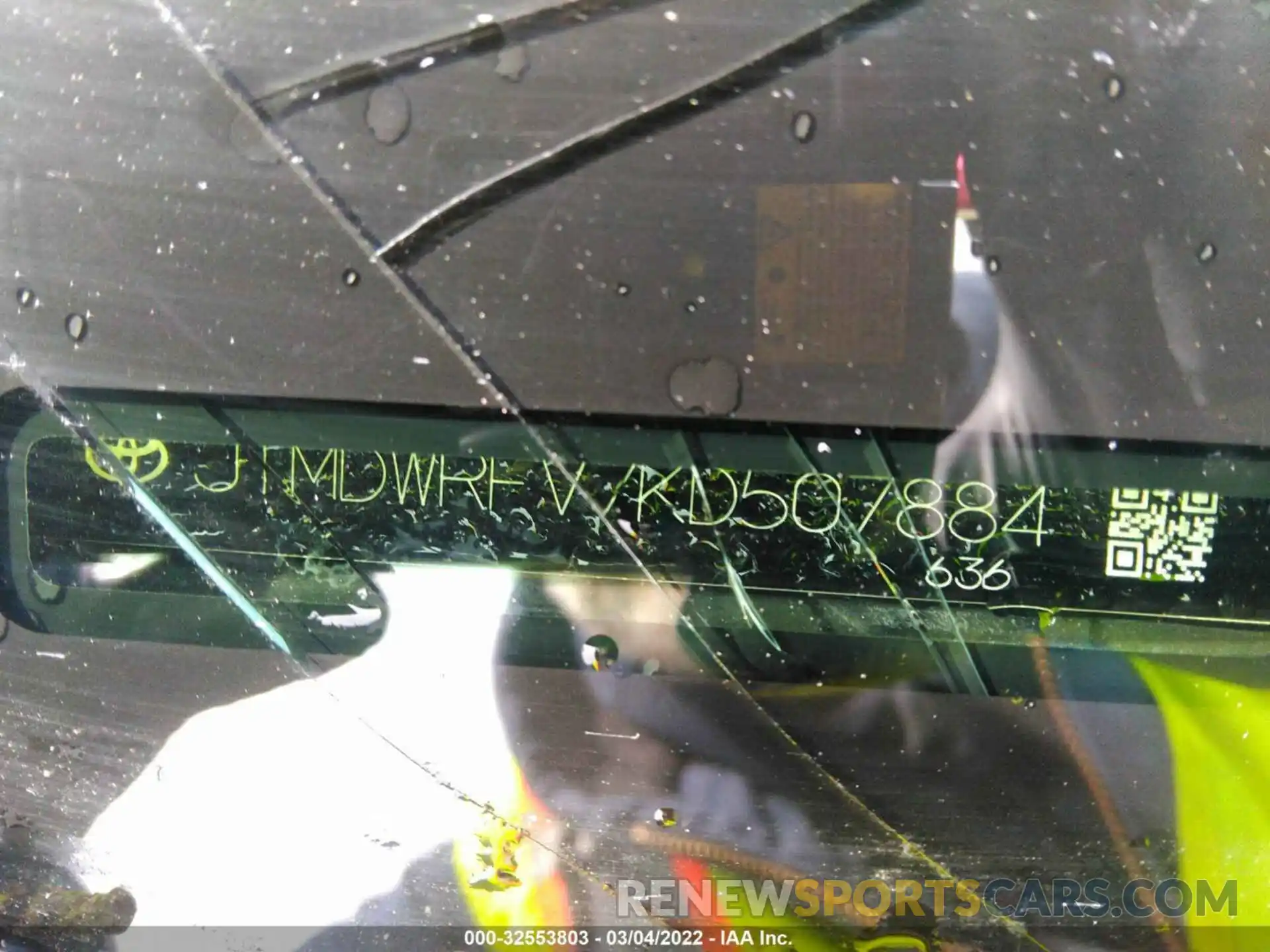 9 Photograph of a damaged car JTMDWRFV7KD507884 TOYOTA RAV4 2019