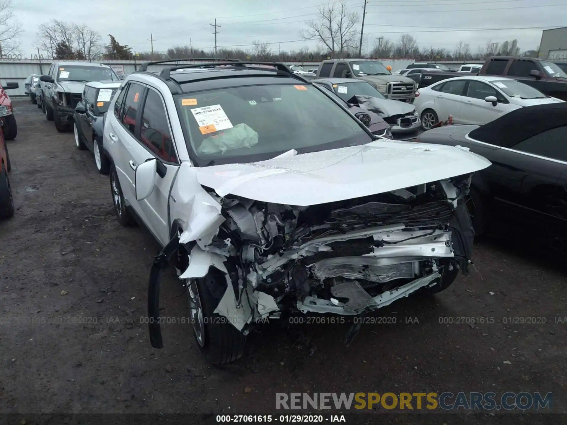 1 Photograph of a damaged car JTMDWRFV7KD512244 TOYOTA RAV4 2019