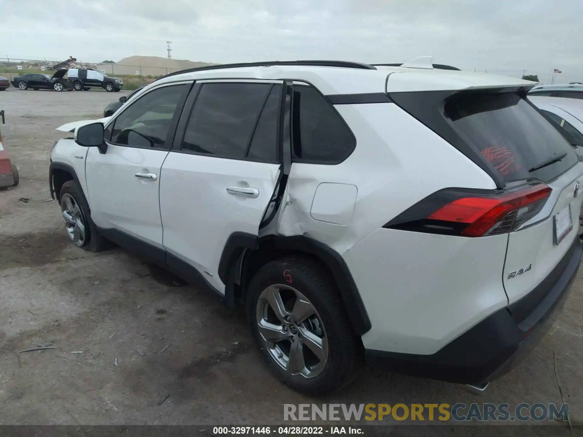 3 Фотография поврежденного автомобиля JTMDWRFV7KD522921 TOYOTA RAV4 2019