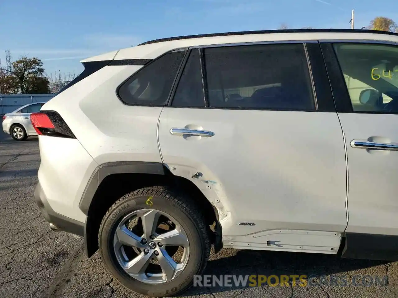 9 Фотография поврежденного автомобиля JTMDWRFV8KD013615 TOYOTA RAV4 2019