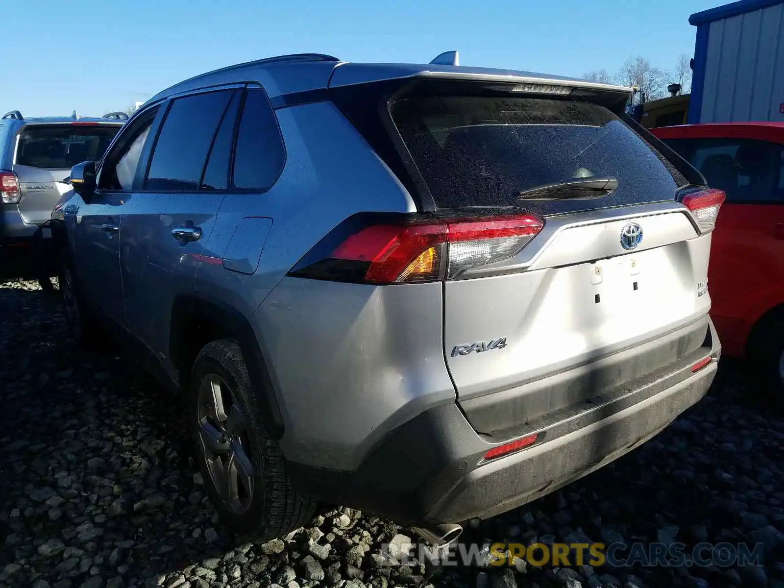 3 Фотография поврежденного автомобиля JTMDWRFV8KD018216 TOYOTA RAV4 2019