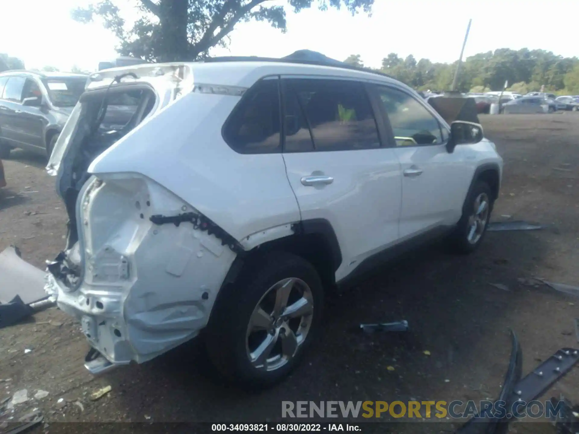 4 Photograph of a damaged car JTMDWRFV8KD027501 TOYOTA RAV4 2019