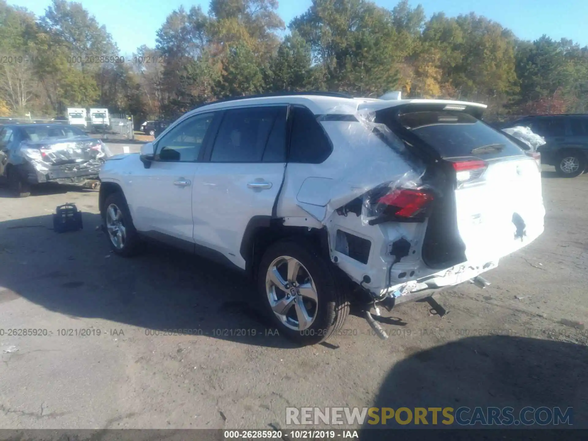 3 Photograph of a damaged car JTMDWRFV8KD504248 TOYOTA RAV4 2019