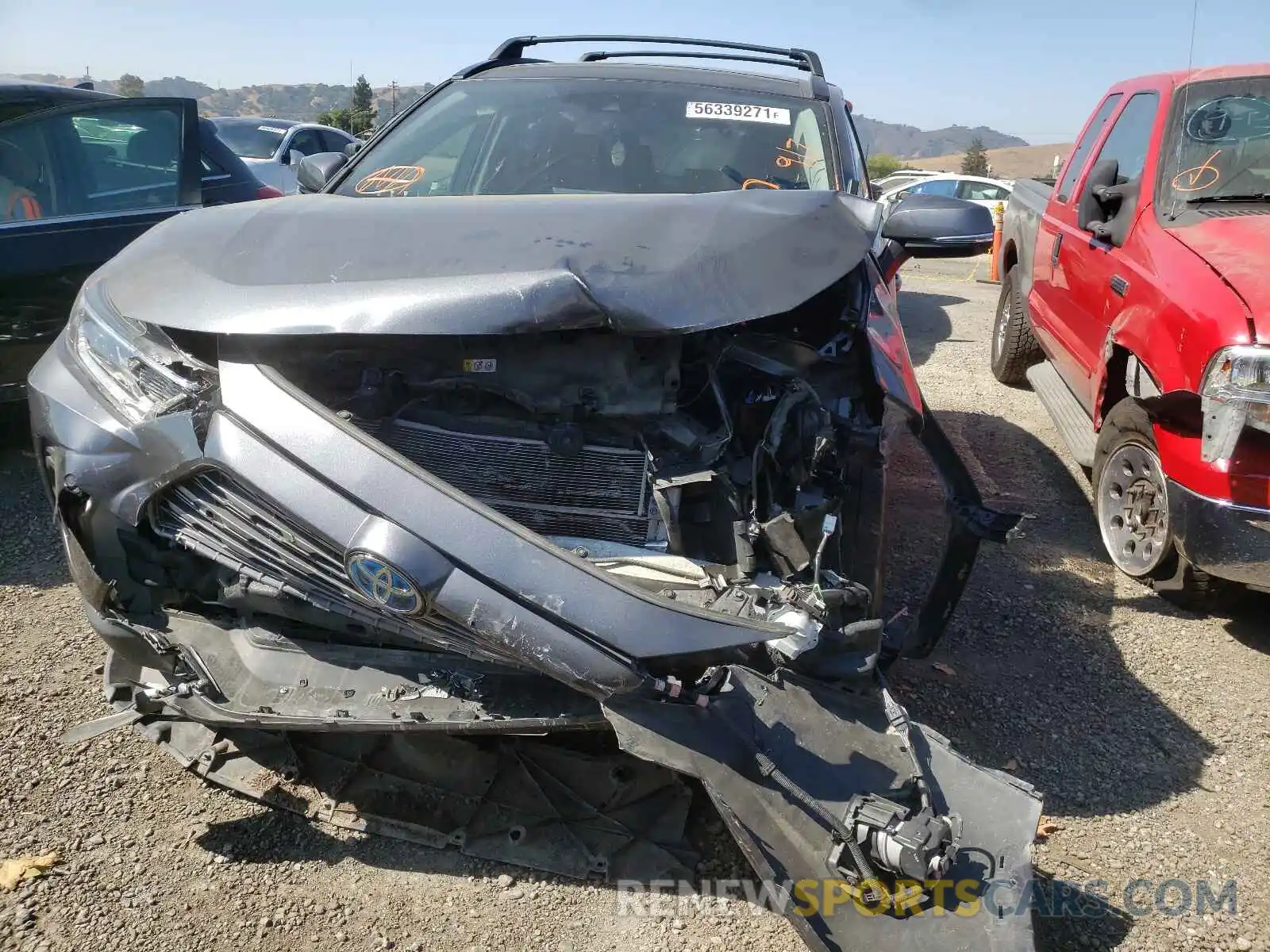 9 Photograph of a damaged car JTMDWRFV8KD504797 TOYOTA RAV4 2019