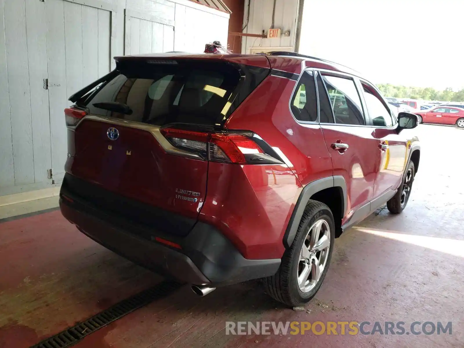 4 Photograph of a damaged car JTMDWRFV8KD509997 TOYOTA RAV4 2019