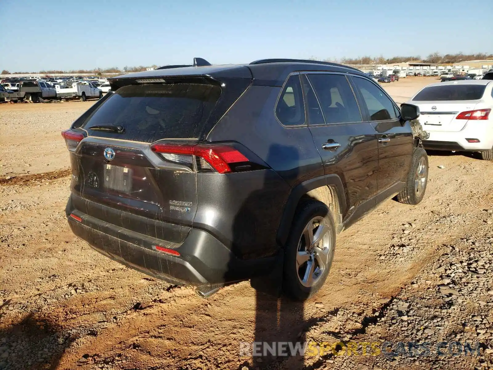 4 Photograph of a damaged car JTMDWRFV8KD511698 TOYOTA RAV4 2019