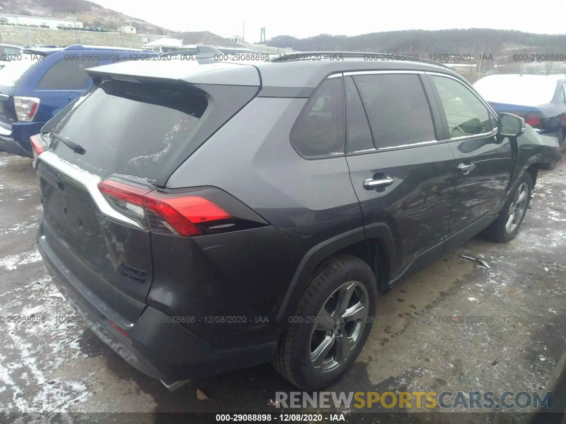 4 Photograph of a damaged car JTMDWRFV8KD512527 TOYOTA RAV4 2019