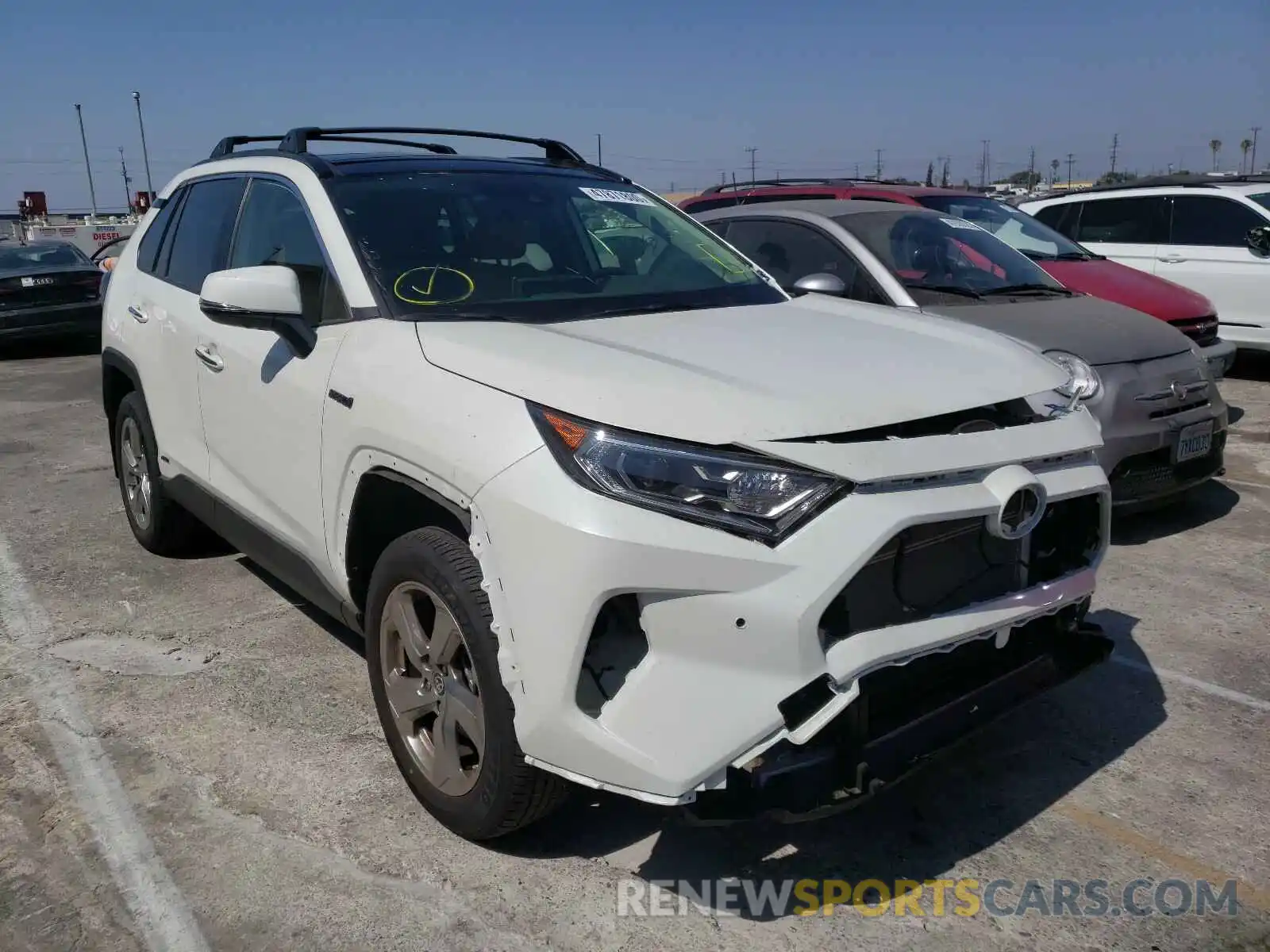 1 Photograph of a damaged car JTMDWRFV8KD520871 TOYOTA RAV4 2019