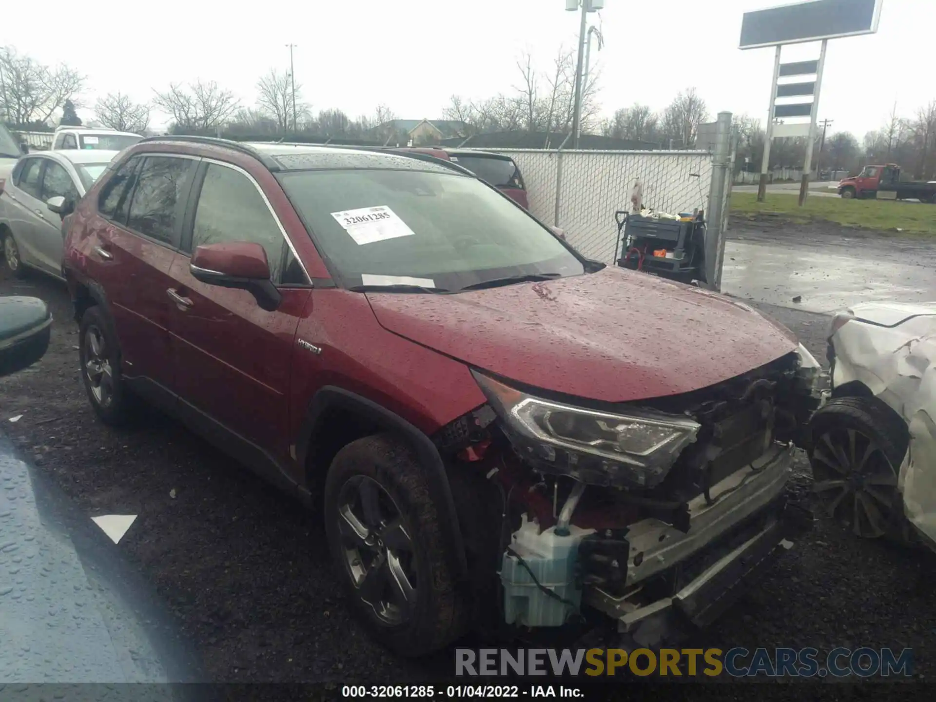 1 Photograph of a damaged car JTMDWRFV9KD508647 TOYOTA RAV4 2019