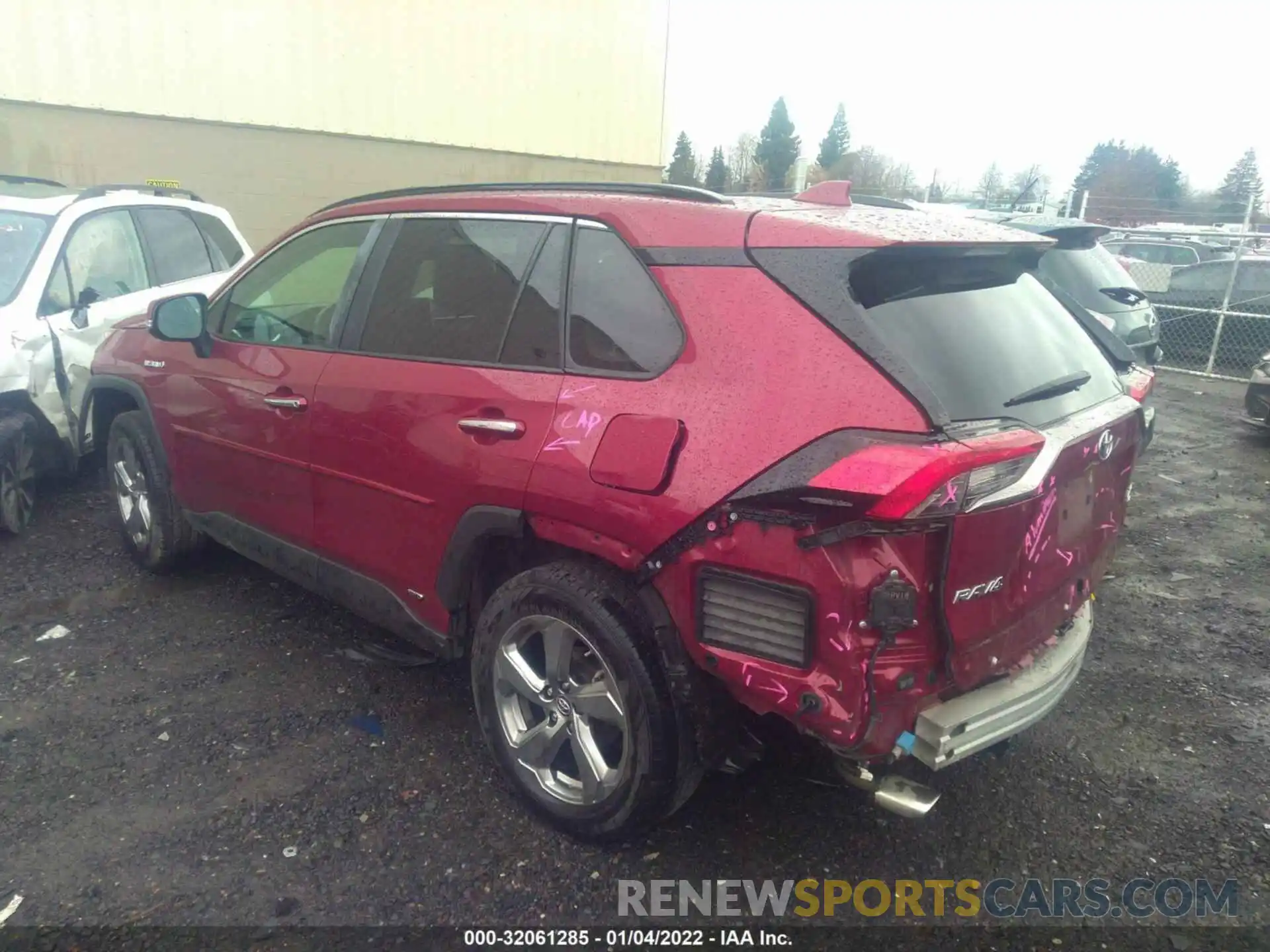 3 Photograph of a damaged car JTMDWRFV9KD508647 TOYOTA RAV4 2019