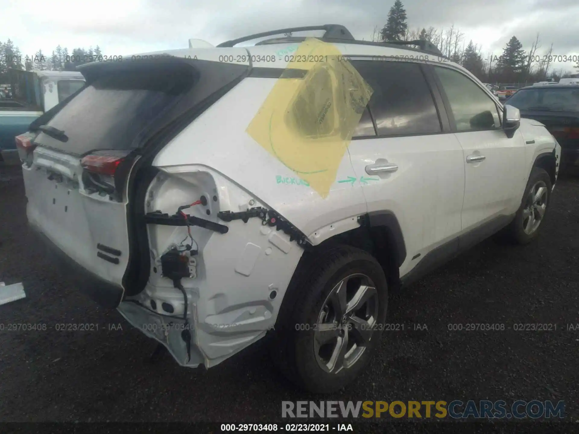 4 Photograph of a damaged car JTMDWRFV9KD519521 TOYOTA RAV4 2019