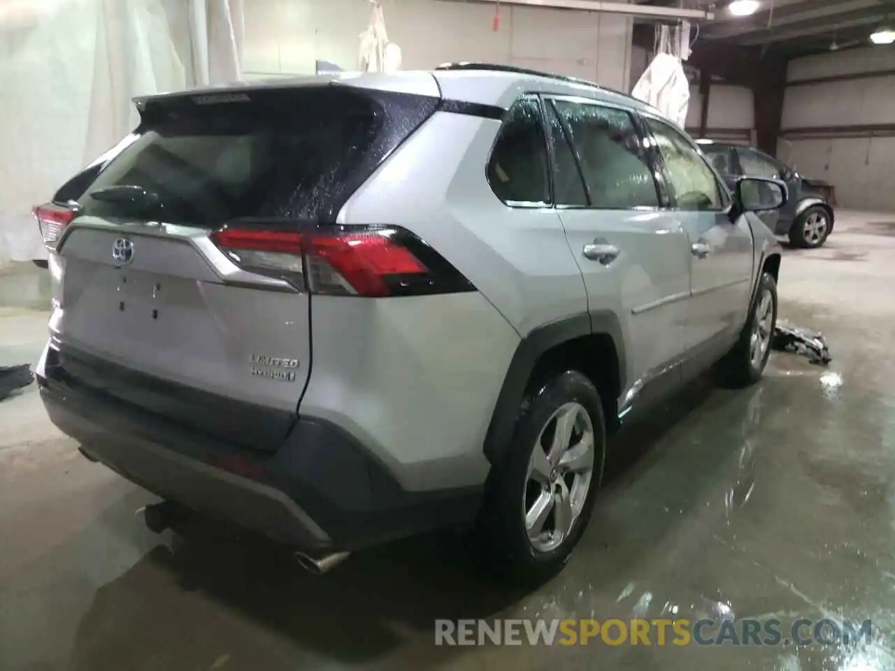 4 Photograph of a damaged car JTMDWRFVXKD029752 TOYOTA RAV4 2019