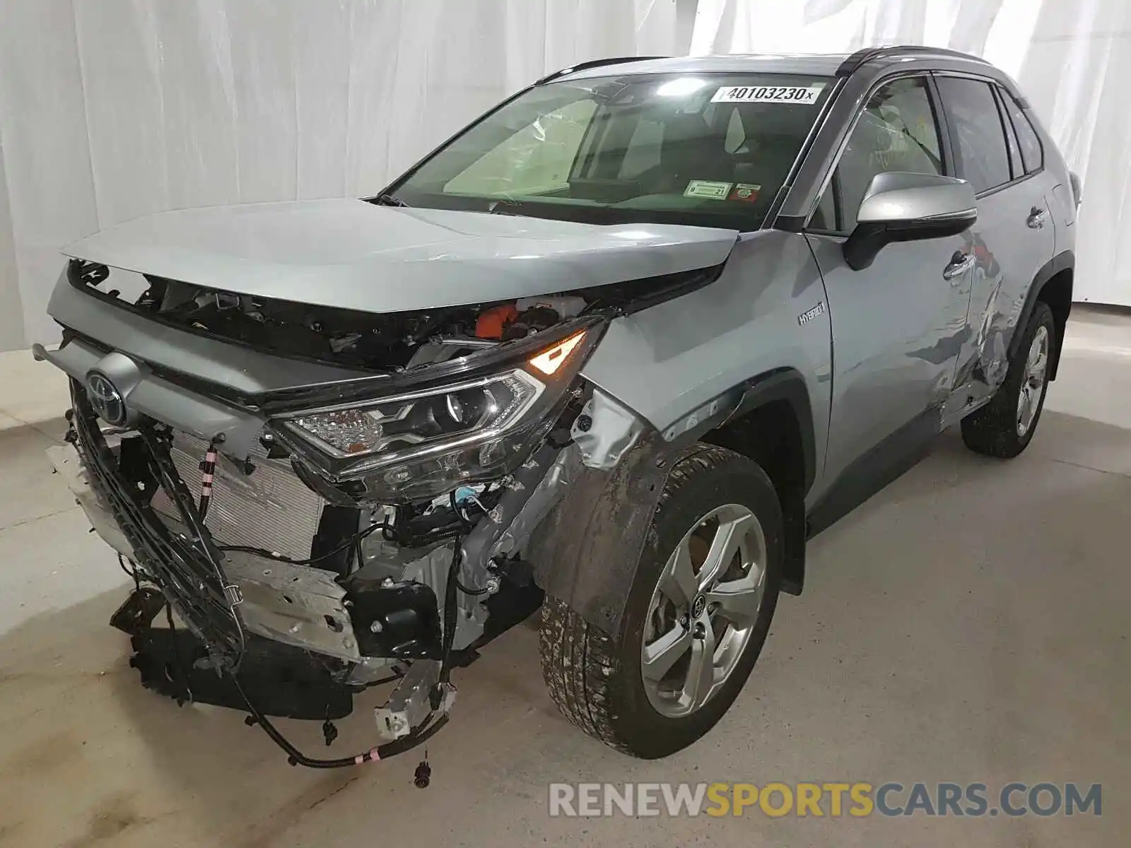 2 Фотография поврежденного автомобиля JTMDWRFVXKD033395 TOYOTA RAV4 2019