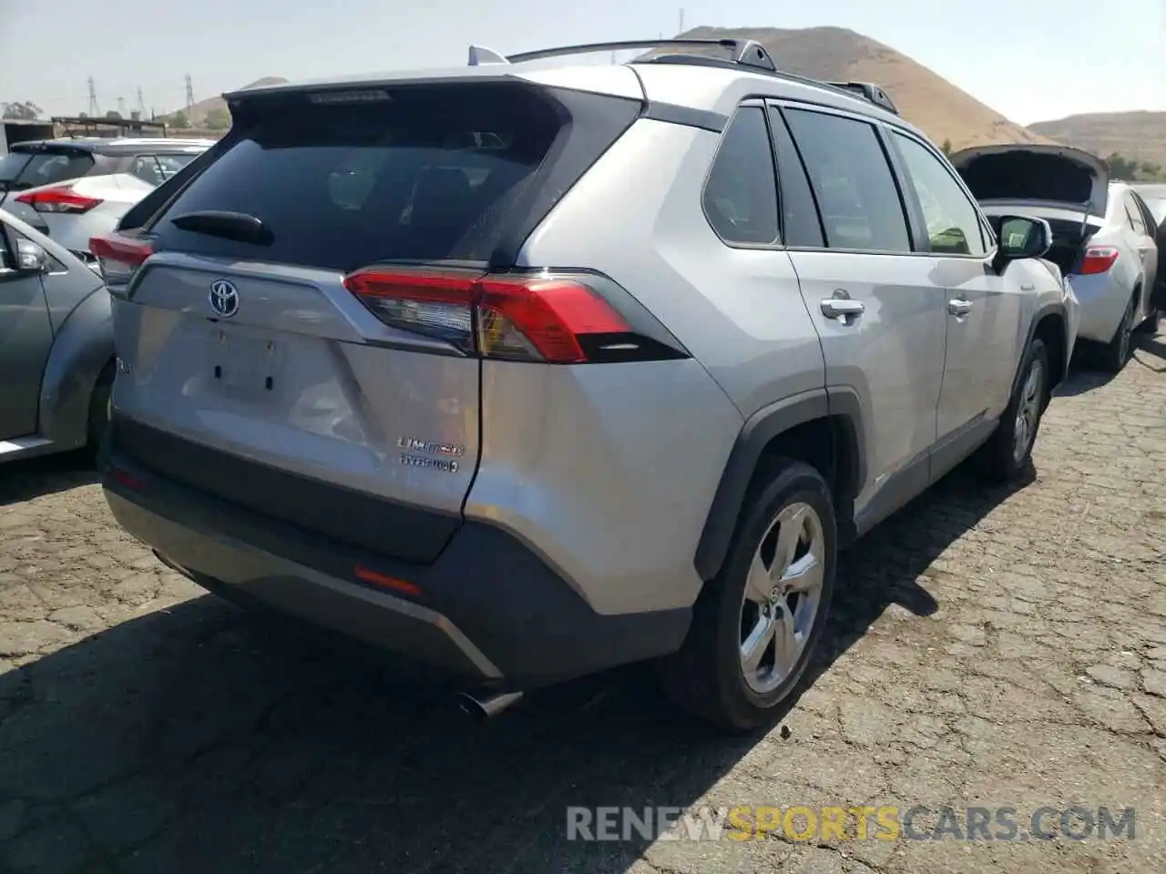 4 Photograph of a damaged car JTMDWRFVXKD036264 TOYOTA RAV4 2019