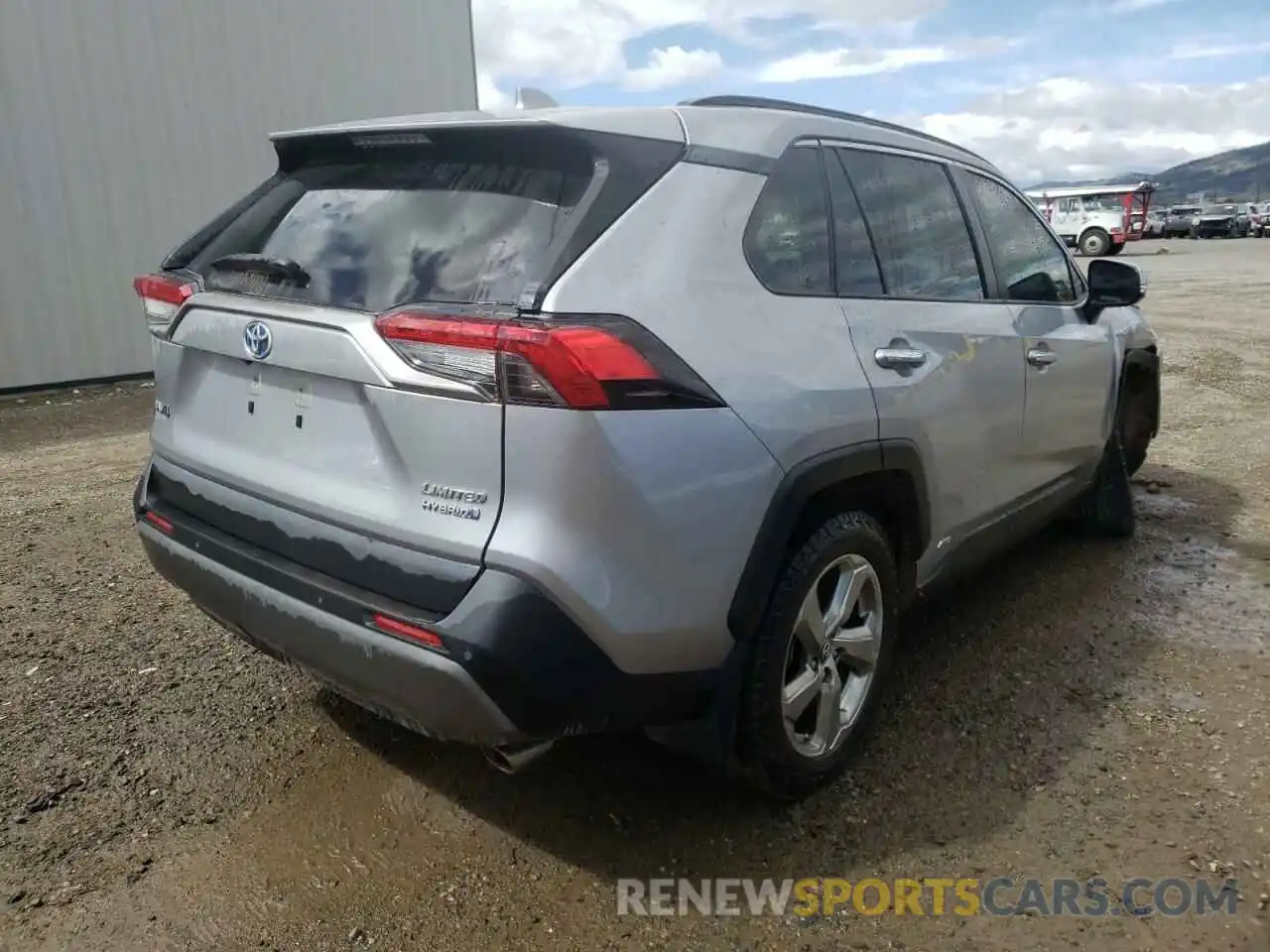 4 Photograph of a damaged car JTMDWRFVXKD502565 TOYOTA RAV4 2019