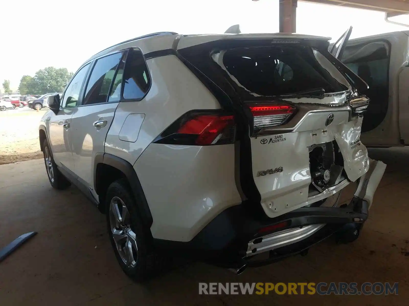 3 Photograph of a damaged car JTMDWRFVXKJ007123 TOYOTA RAV4 2019