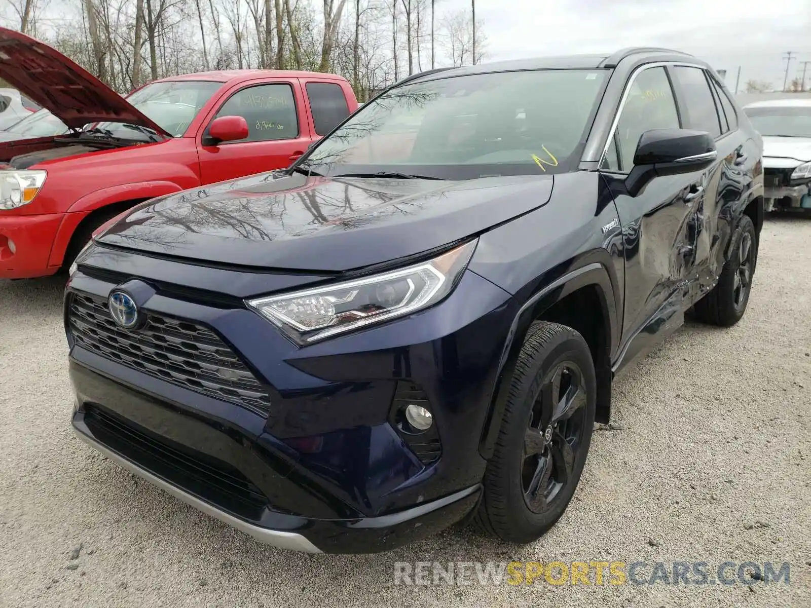 2 Photograph of a damaged car JTMEWRFV0KD521226 TOYOTA RAV4 2019