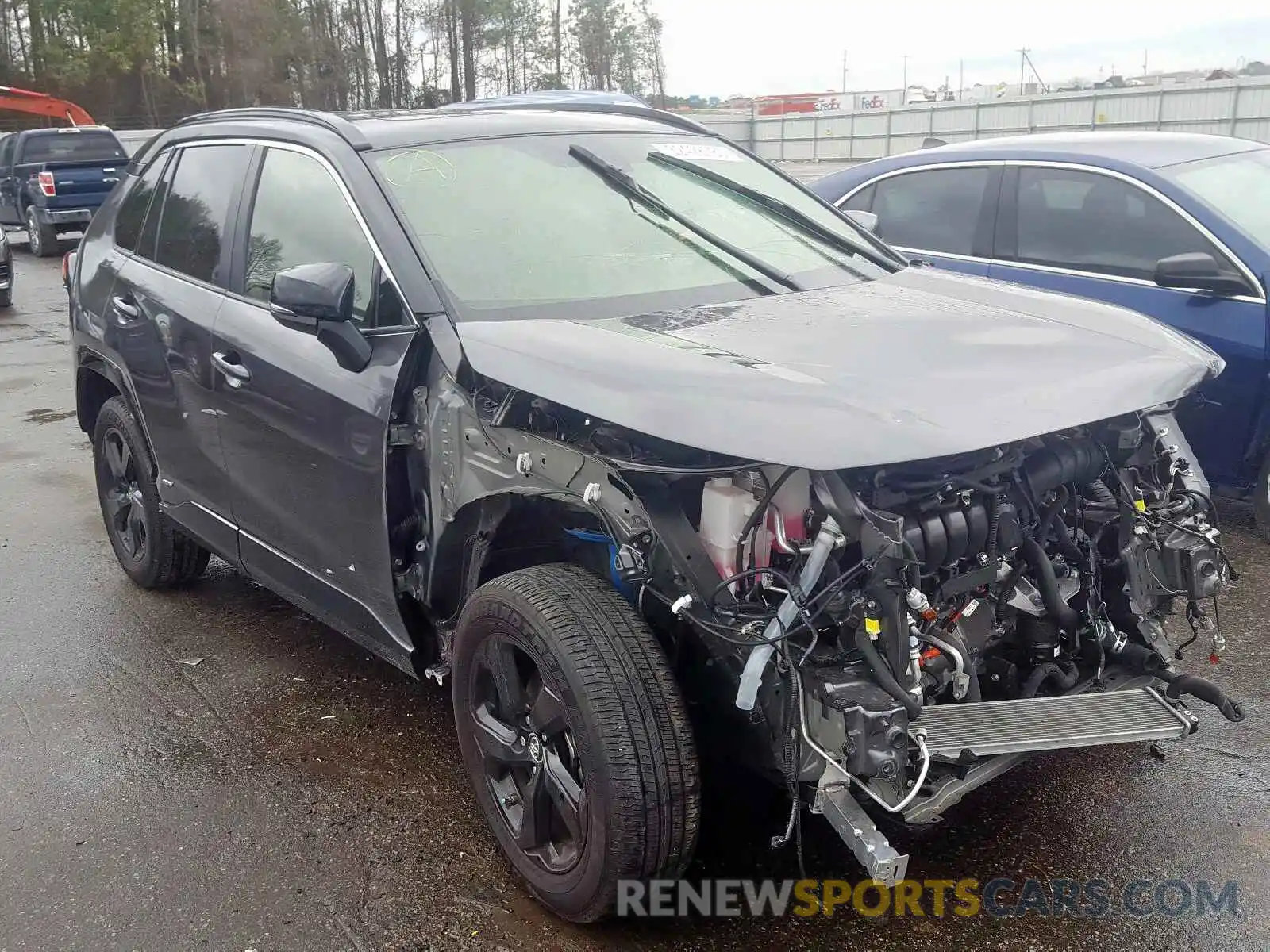 1 Photograph of a damaged car JTMEWRFV0KJ004347 TOYOTA RAV4 2019