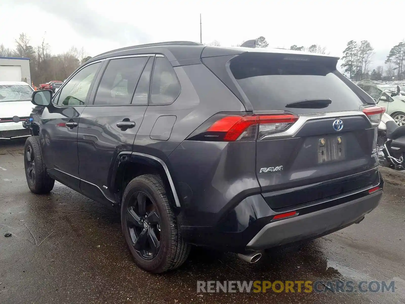 3 Photograph of a damaged car JTMEWRFV0KJ004347 TOYOTA RAV4 2019