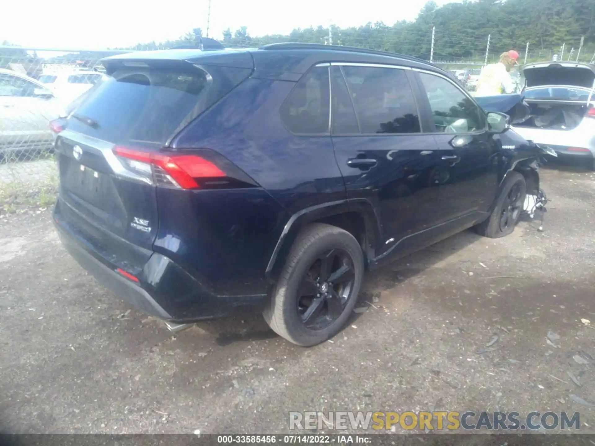 4 Photograph of a damaged car JTMEWRFV0KJ023657 TOYOTA RAV4 2019