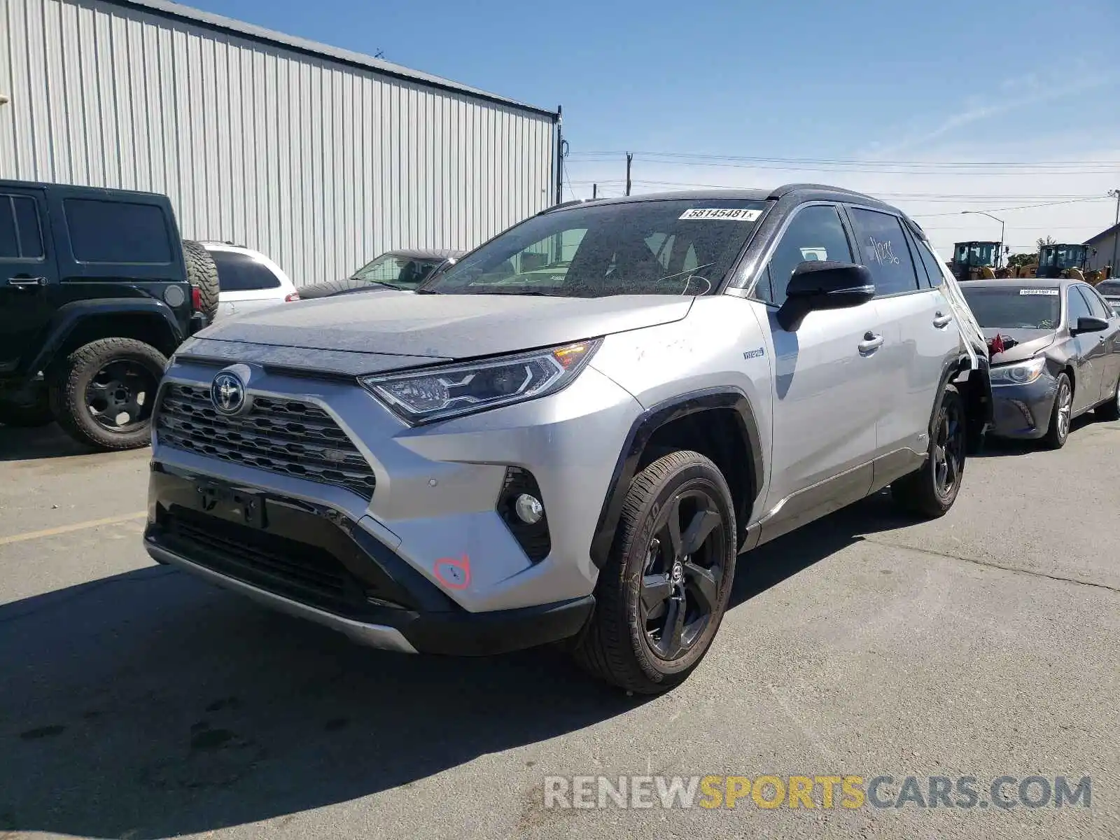 2 Фотография поврежденного автомобиля JTMEWRFV1KD502720 TOYOTA RAV4 2019