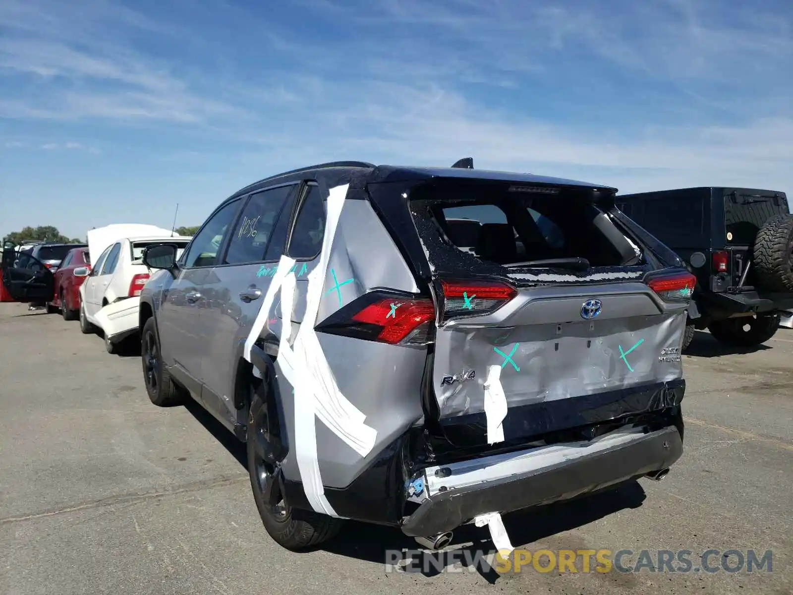 3 Photograph of a damaged car JTMEWRFV1KD502720 TOYOTA RAV4 2019