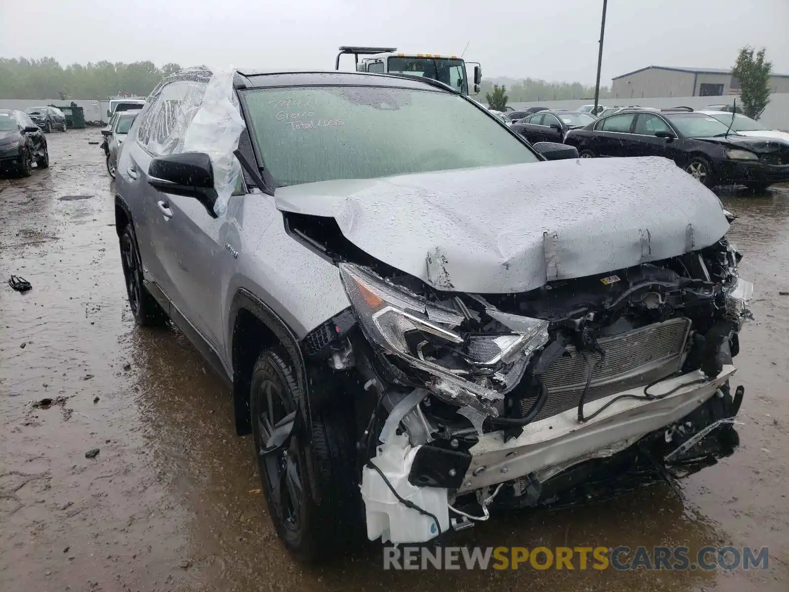 1 Photograph of a damaged car JTMEWRFV1KD518237 TOYOTA RAV4 2019