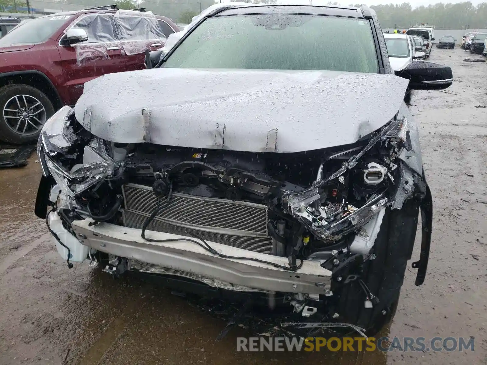 9 Photograph of a damaged car JTMEWRFV1KD518237 TOYOTA RAV4 2019