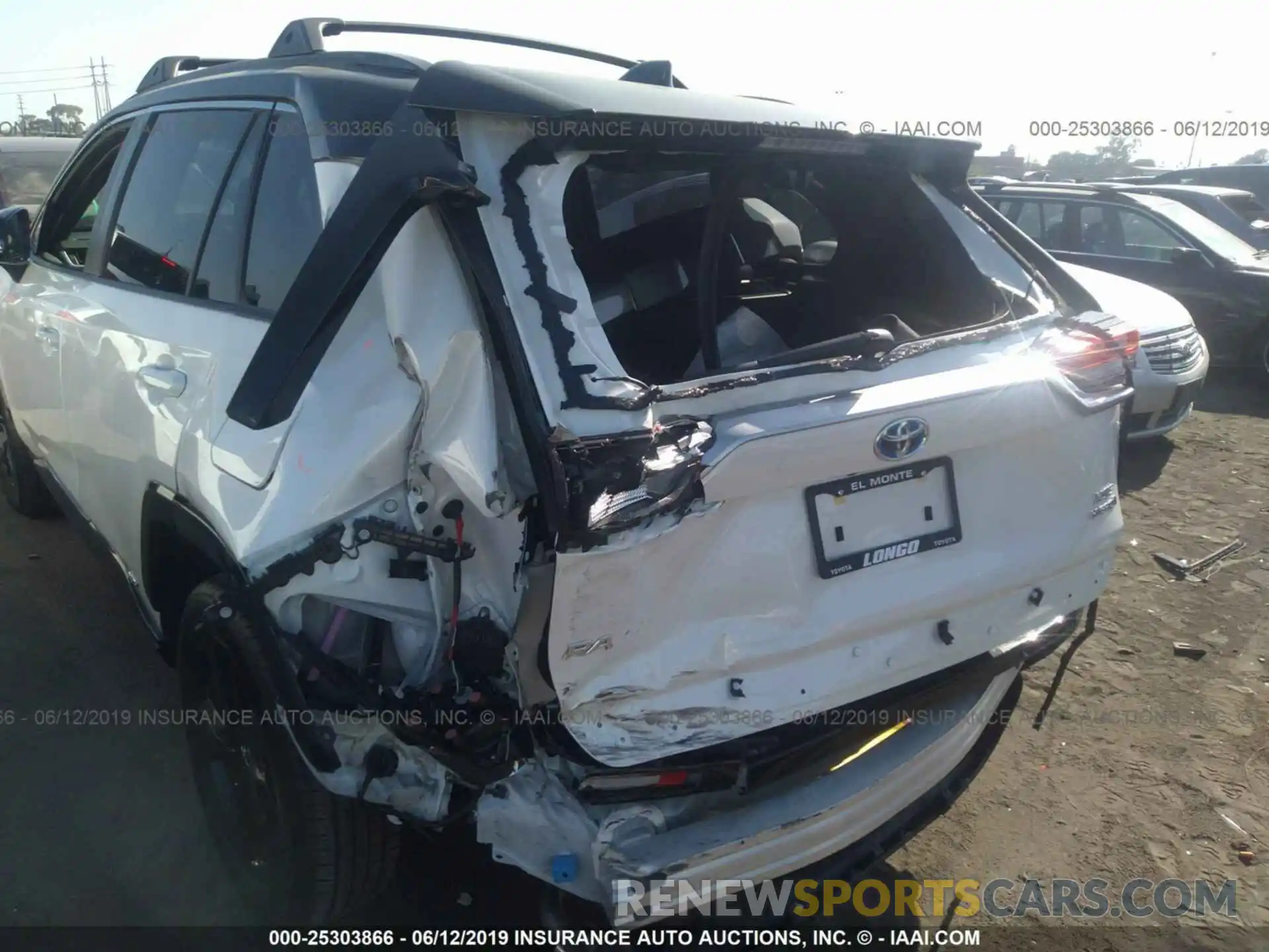 6 Photograph of a damaged car JTMEWRFV1KJ005426 TOYOTA RAV4 2019