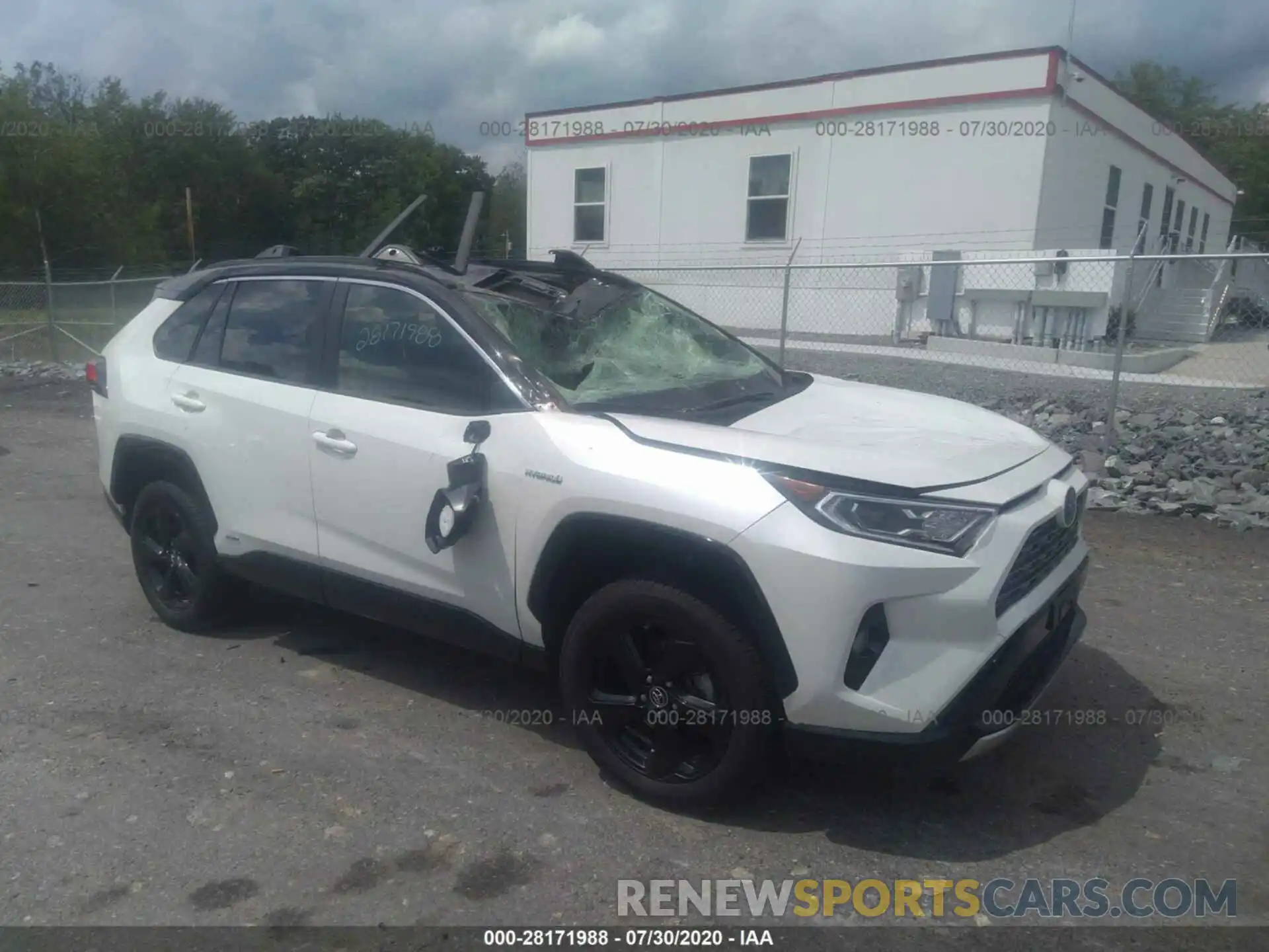 1 Photograph of a damaged car JTMEWRFV1KJ023666 TOYOTA RAV4 2019