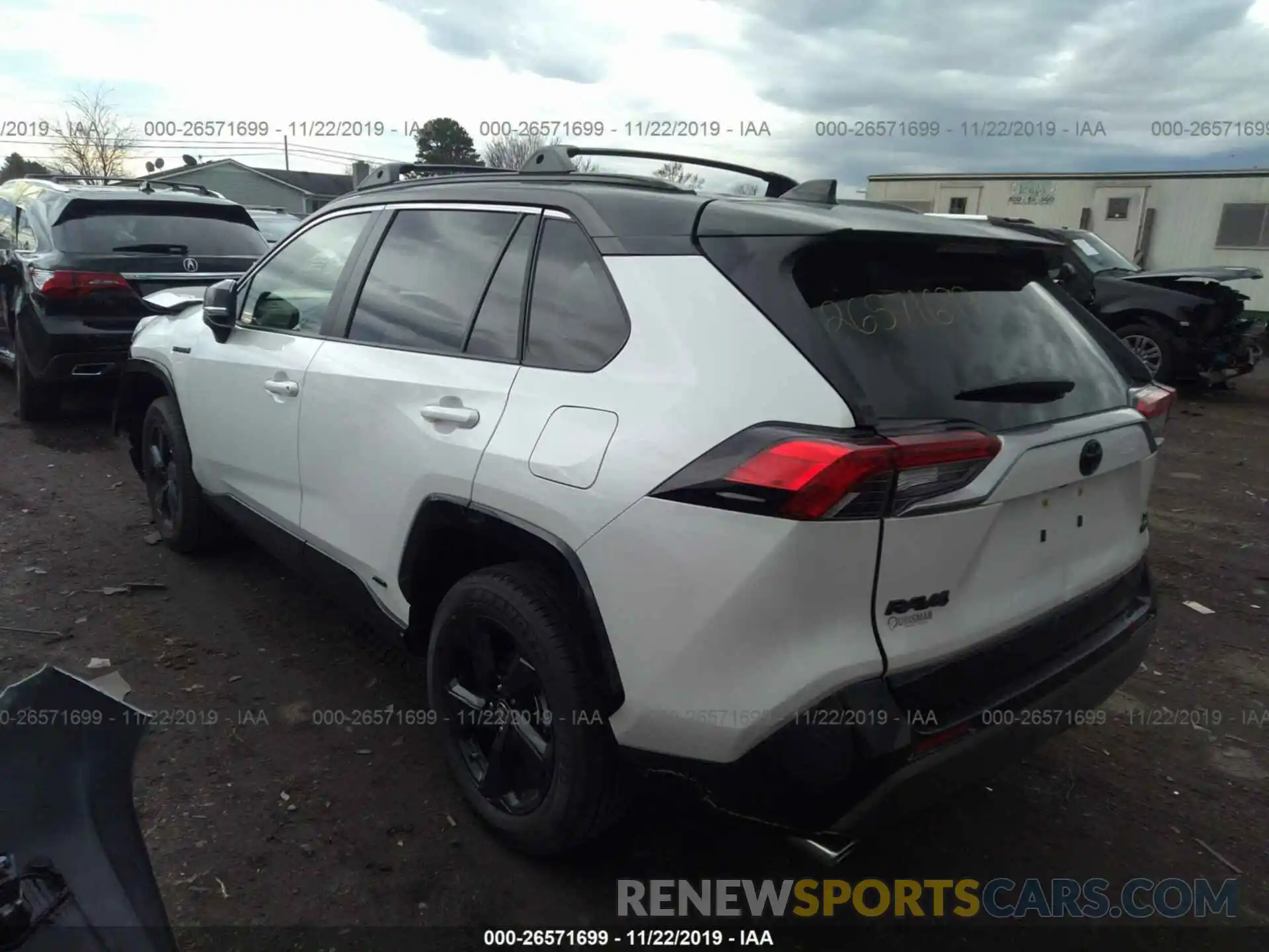 3 Фотография поврежденного автомобиля JTMEWRFV1KJ026258 TOYOTA RAV4 2019