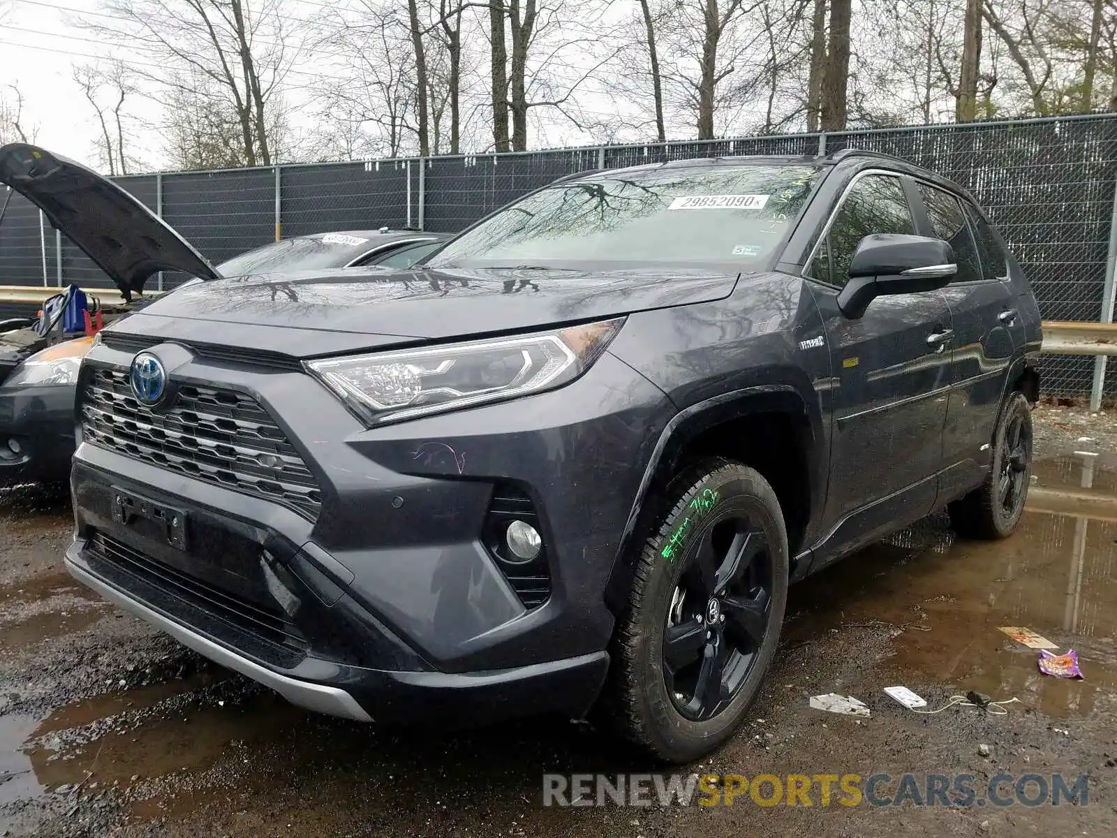 2 Фотография поврежденного автомобиля JTMEWRFV2KD502418 TOYOTA RAV4 2019