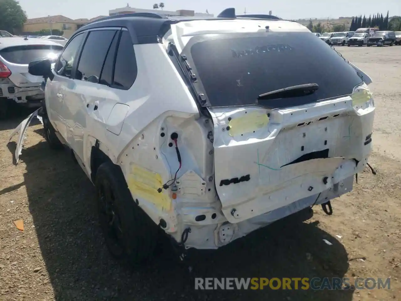 3 Photograph of a damaged car JTMEWRFV2KD517727 TOYOTA RAV4 2019